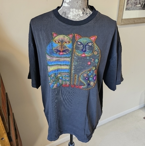 Tops - Retro Y2K one of a kind hand beaded cat t-shirt XL